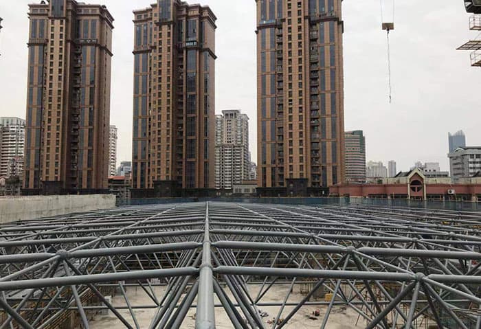 郑州螺栓球网架结构